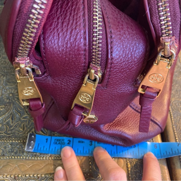 Tory Burch bag satchel leather handles spacious compartments burgundy red - Picture 14 of 16
